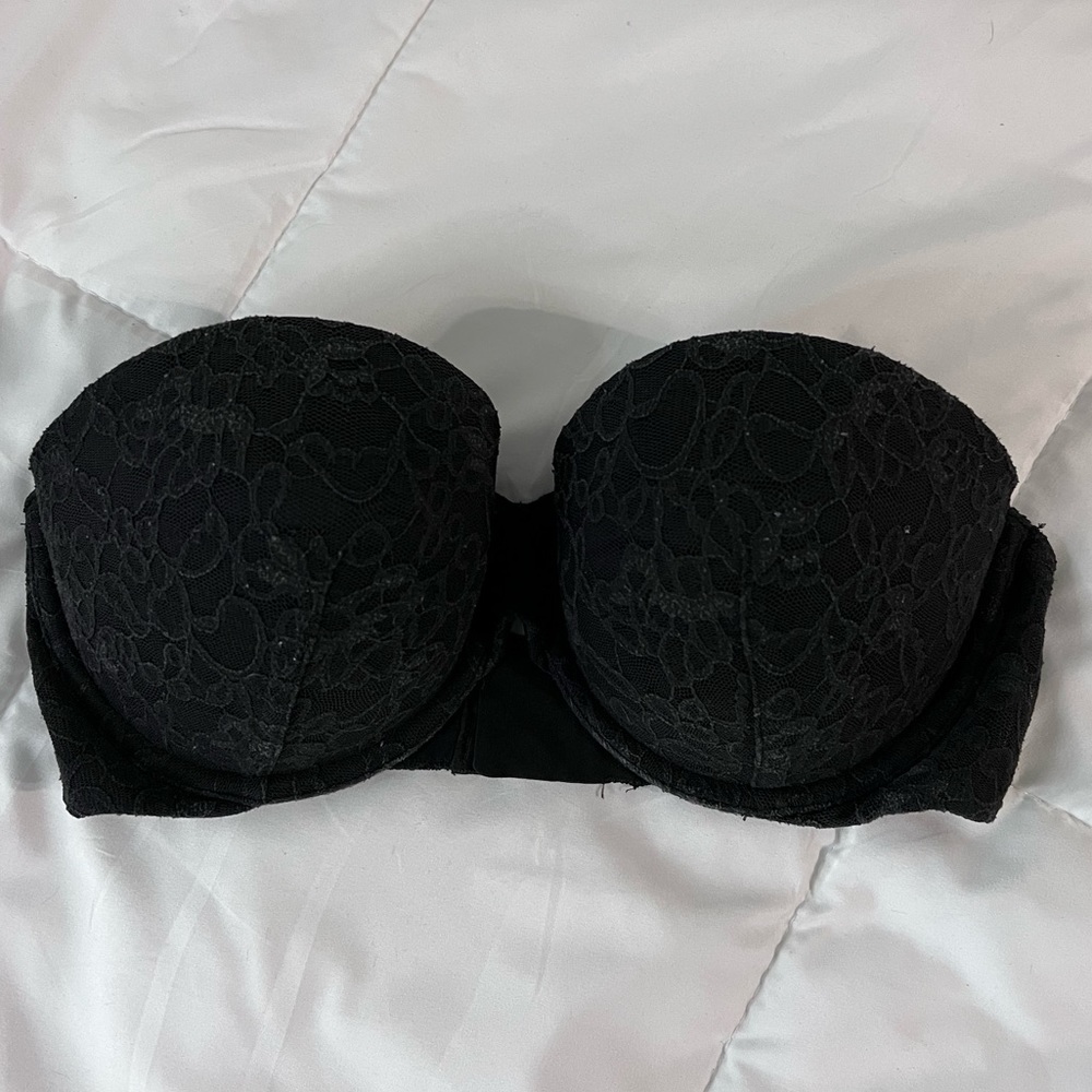 Victoria Secret Black Lace Multi-Way Push Up Bra. 34D